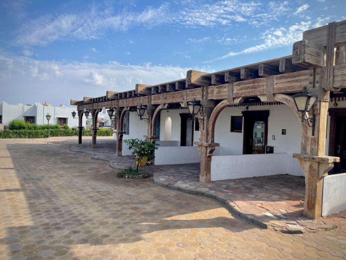 Black Prince Hotel Dahab Buitenkant foto